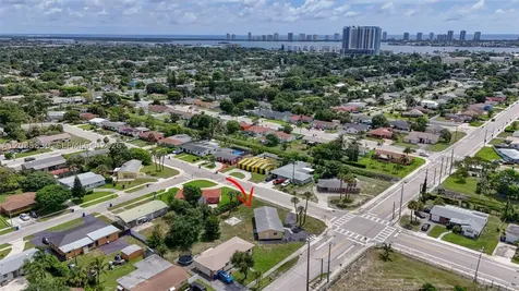 560 W 34th Street Riviera Beach FL 33404