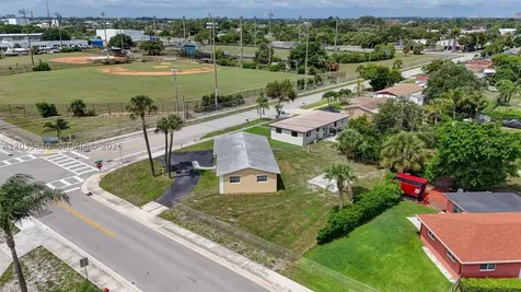 560 W 34th Street Riviera Beach FL 33404