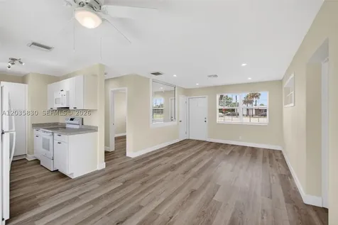 560 W 34th Street Riviera Beach FL 33404