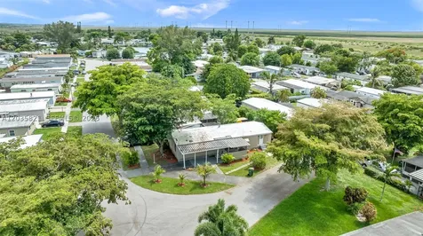 710 NW 217th Way Pembroke Pines FL 33029