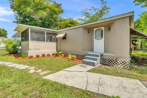 710 NW 217th Way Pembroke Pines FL 33029