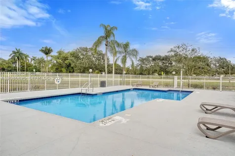 663 Vista Isles Drive Sunrise FL 33325