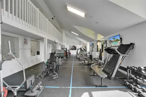 663 Vista Isles Drive Sunrise FL 33325