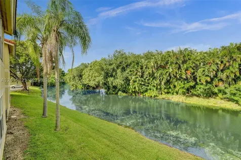663 Vista Isles Drive Sunrise FL 33325