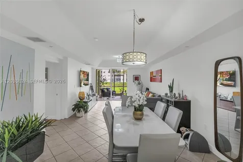 10710 NW 66th Street Doral FL 33178