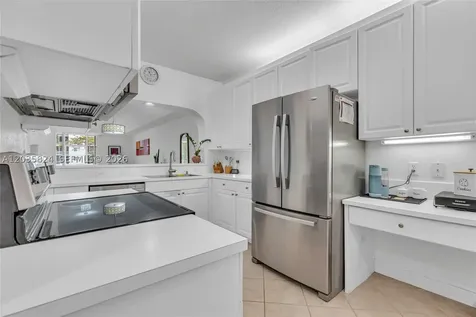 10710 NW 66th Street Doral FL 33178