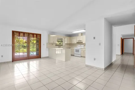 320 NW 136th Avenue Miami FL 33182