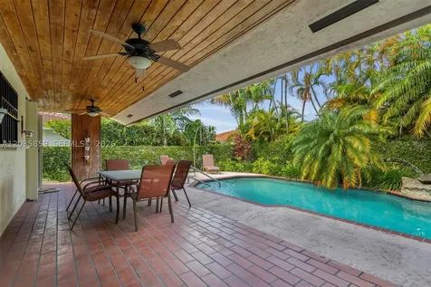 320 NW 136th Avenue Miami FL 33182