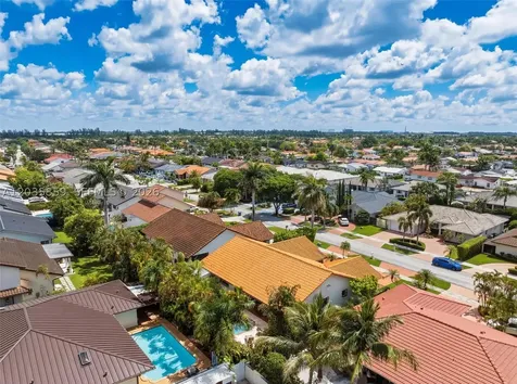 320 NW 136th Avenue Miami FL 33182