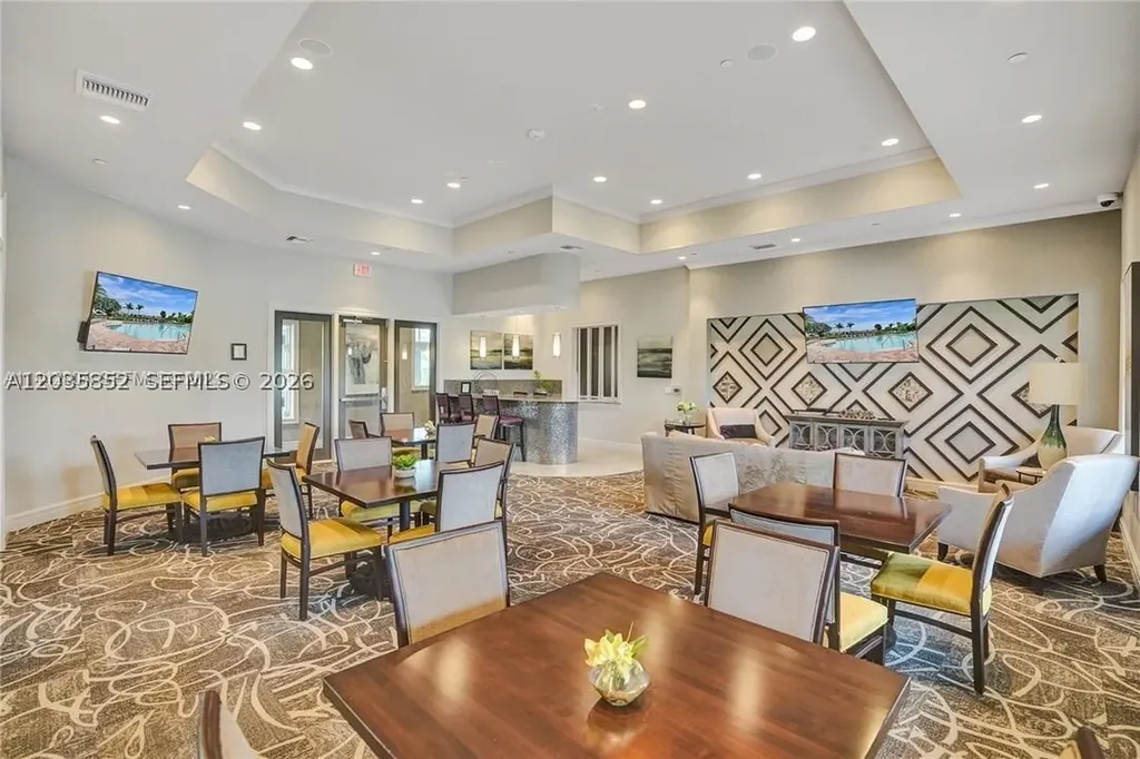 5140 Eucalyptus Drive Hollywood FL 33021