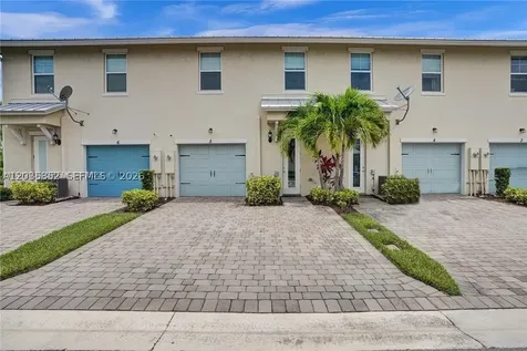 5140 Eucalyptus Drive Hollywood FL 33021