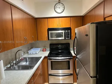 1515 West Avenue Miami Beach FL 33139