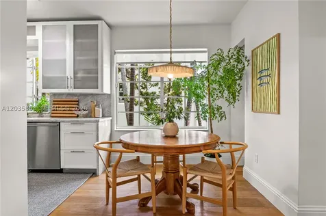 1570 Meridian Avenue Miami Beach FL 33139