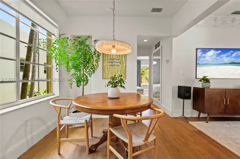 1570 Meridian Avenue Miami Beach FL 33139