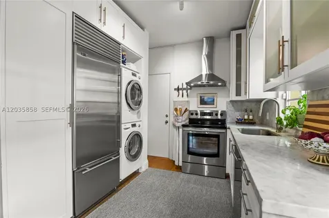 1570 Meridian Avenue Miami Beach FL 33139