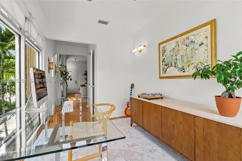 1570 Meridian Avenue Miami Beach FL 33139