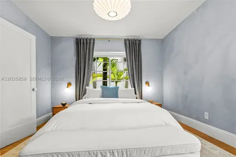 1570 Meridian Avenue Miami Beach FL 33139