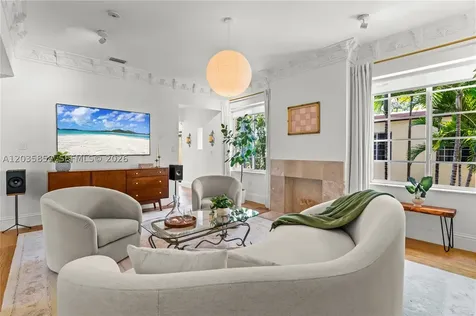 1570 Meridian Avenue Miami Beach FL 33139