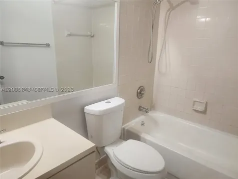 8100 Geneva Court Doral FL 33166