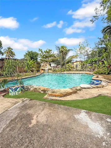 3390 SW 75th Avenue Miami FL 33155