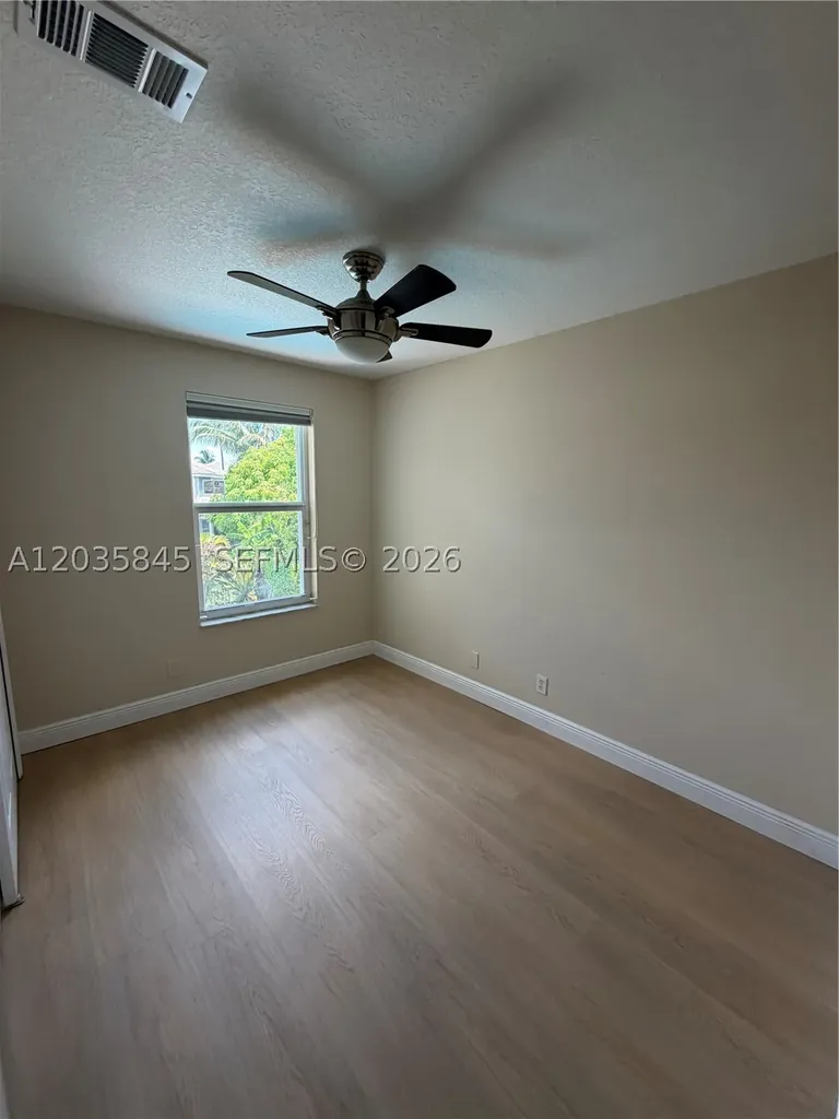 11927 NW 47th Street Coral Springs FL 33076