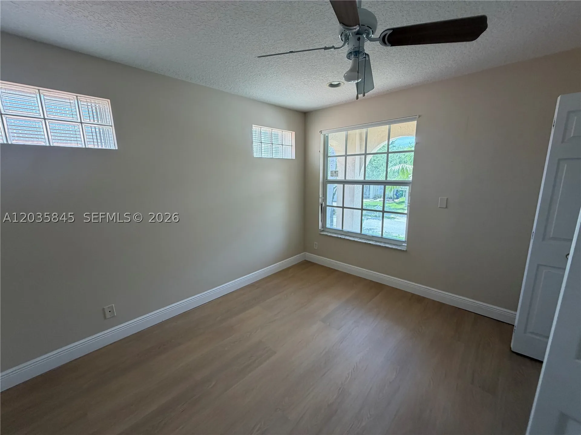 11927 NW 47th Street Coral Springs FL 33076