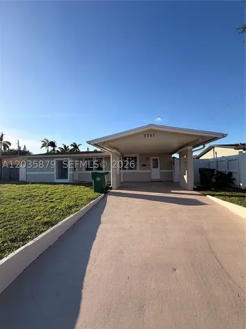 7751 NW 32nd Street Davie FL 33024