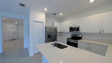 11811 SW 247 Terrace Homestead FL 33032