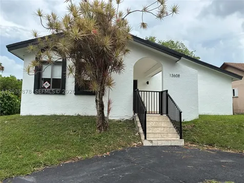 13608 SW 286th Terrace Homestead FL 33033