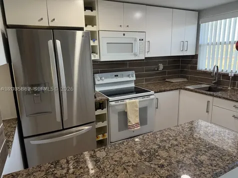 2900 N Pine Island Road Sunrise FL 33322