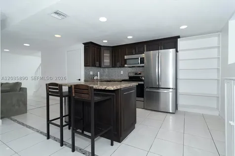 2729 SW 67th Avenue Miami FL 33155