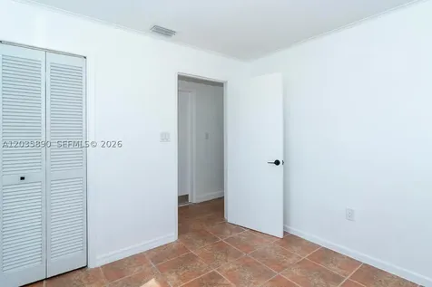2729 SW 67th Avenue Miami FL 33155