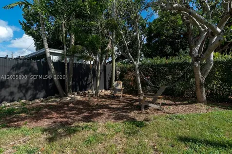 2729 SW 67th Avenue Miami FL 33155