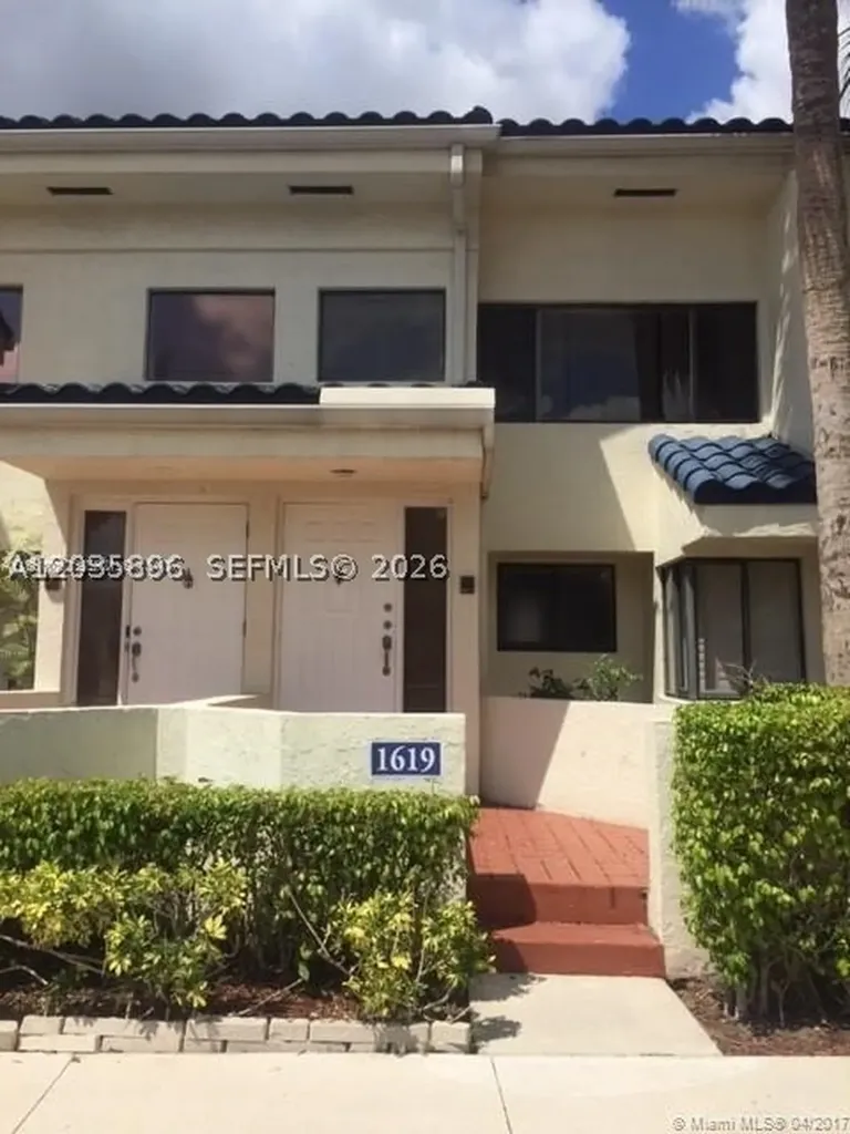 1619 NW 81st Way Plantation FL 33322