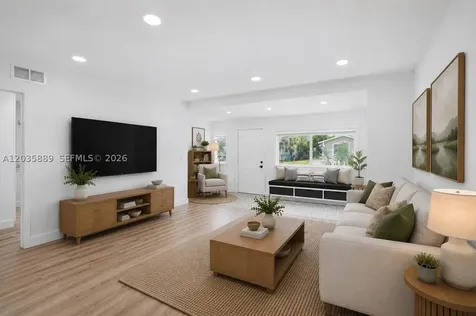 335 NE 12th Avenue Boynton Beach FL 33435