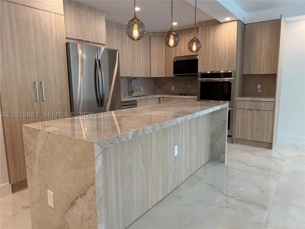 19390 Collins Avenue Sunny Isles Beach FL 33160