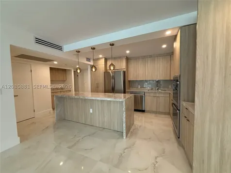 19390 Collins Avenue Sunny Isles Beach FL 33160