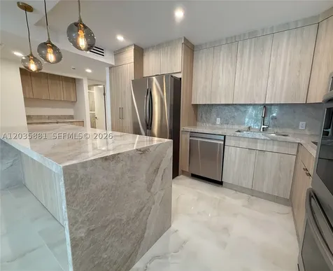 19390 Collins Avenue Sunny Isles Beach FL 33160