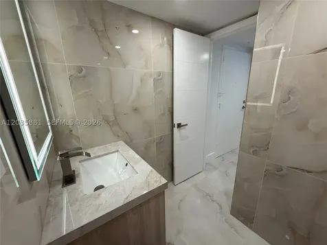 19390 Collins Avenue Sunny Isles Beach FL 33160