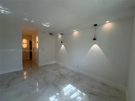 19390 Collins Avenue Sunny Isles Beach FL 33160