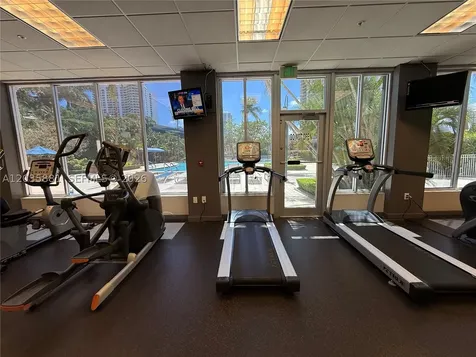 19390 Collins Avenue Sunny Isles Beach FL 33160