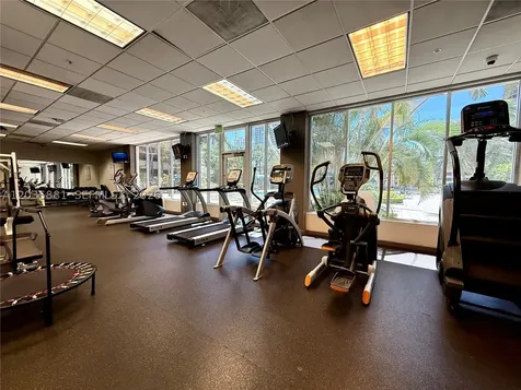 19390 Collins Avenue Sunny Isles Beach FL 33160