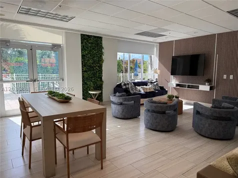 19390 Collins Avenue Sunny Isles Beach FL 33160