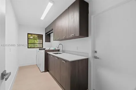 5254 NW 94th Doral Place Doral FL 33178