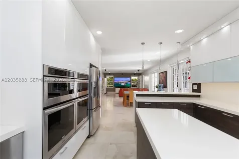 2505 Hunters Run Way Weston FL 33327