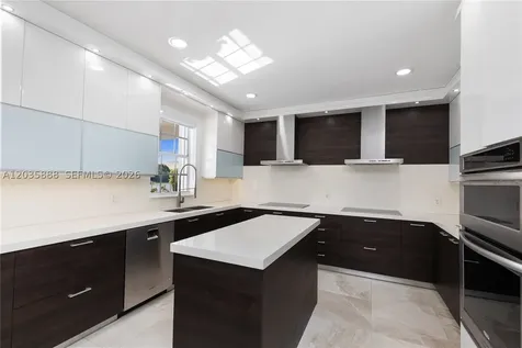 2505 Hunters Run Way Weston FL 33327