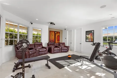 2505 Hunters Run Way Weston FL 33327