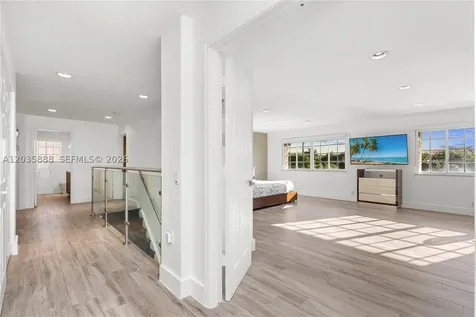 2505 Hunters Run Way Weston FL 33327