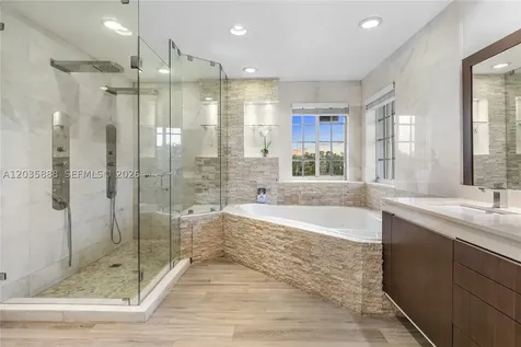 2505 Hunters Run Way Weston FL 33327