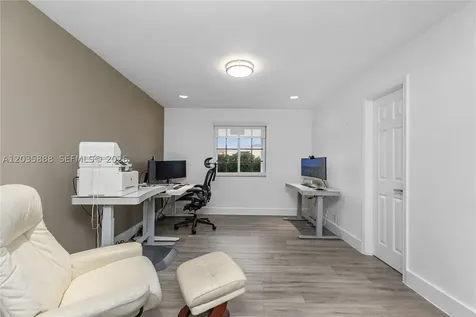 2505 Hunters Run Way Weston FL 33327